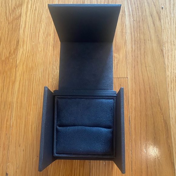 David Yurman Box - Picture 2 of 2